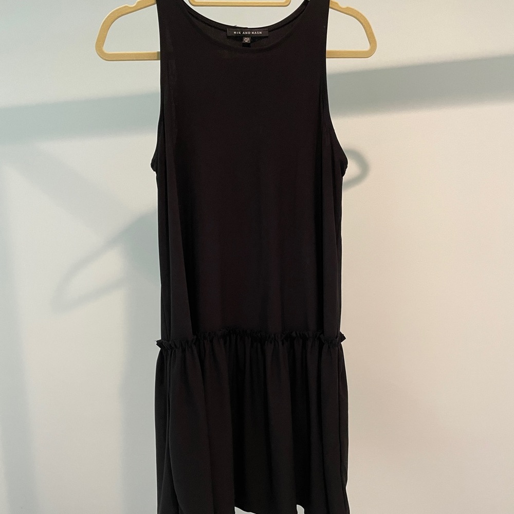 Nik and Nash dress size M